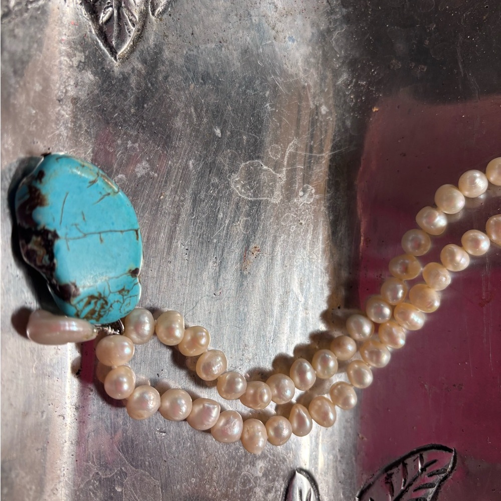 Elegant Pearl and Turquoise Necklace